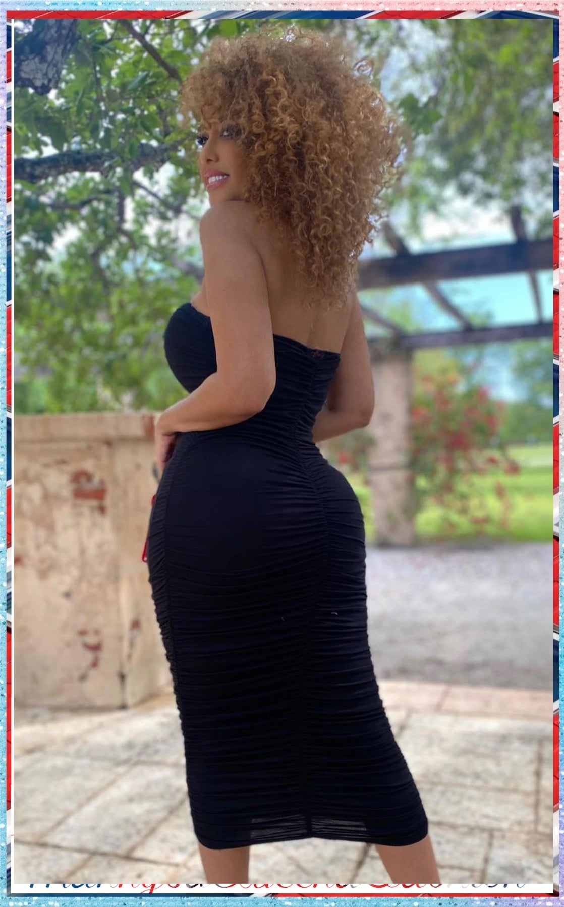 Weekend Off Midi Black Dress